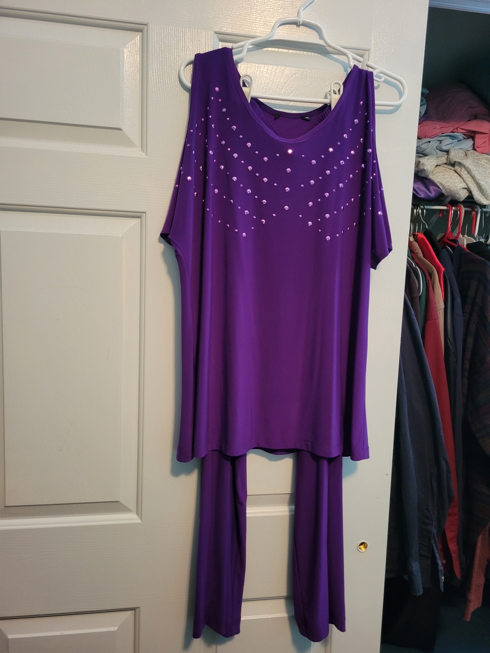 Antthony Purple Cold-Shoulder Sleep Set with Embellished Front